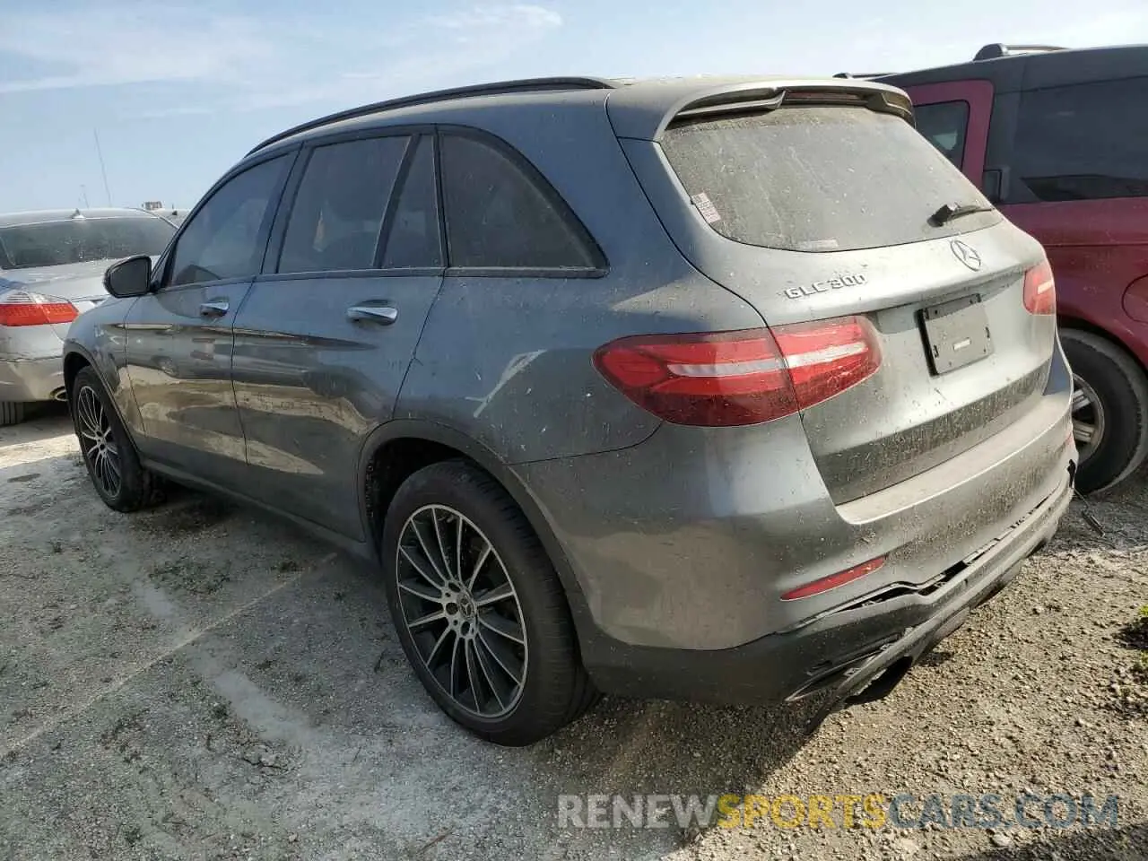2 Photograph of a damaged car WDC0G4JB6KV194438 MERCEDES-BENZ GLC-CLASS 2019