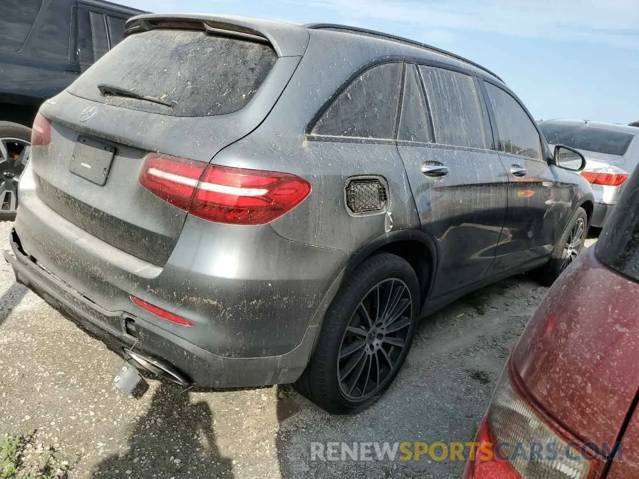 3 Photograph of a damaged car WDC0G4JB6KV194438 MERCEDES-BENZ GLC-CLASS 2019