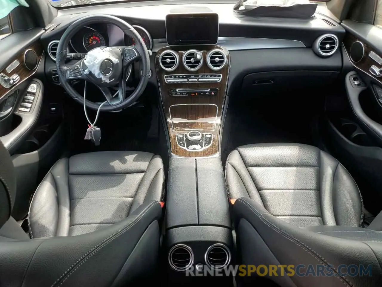 8 Photograph of a damaged car WDC0G4JB7KV117187 MERCEDES-BENZ GLC-CLASS 2019