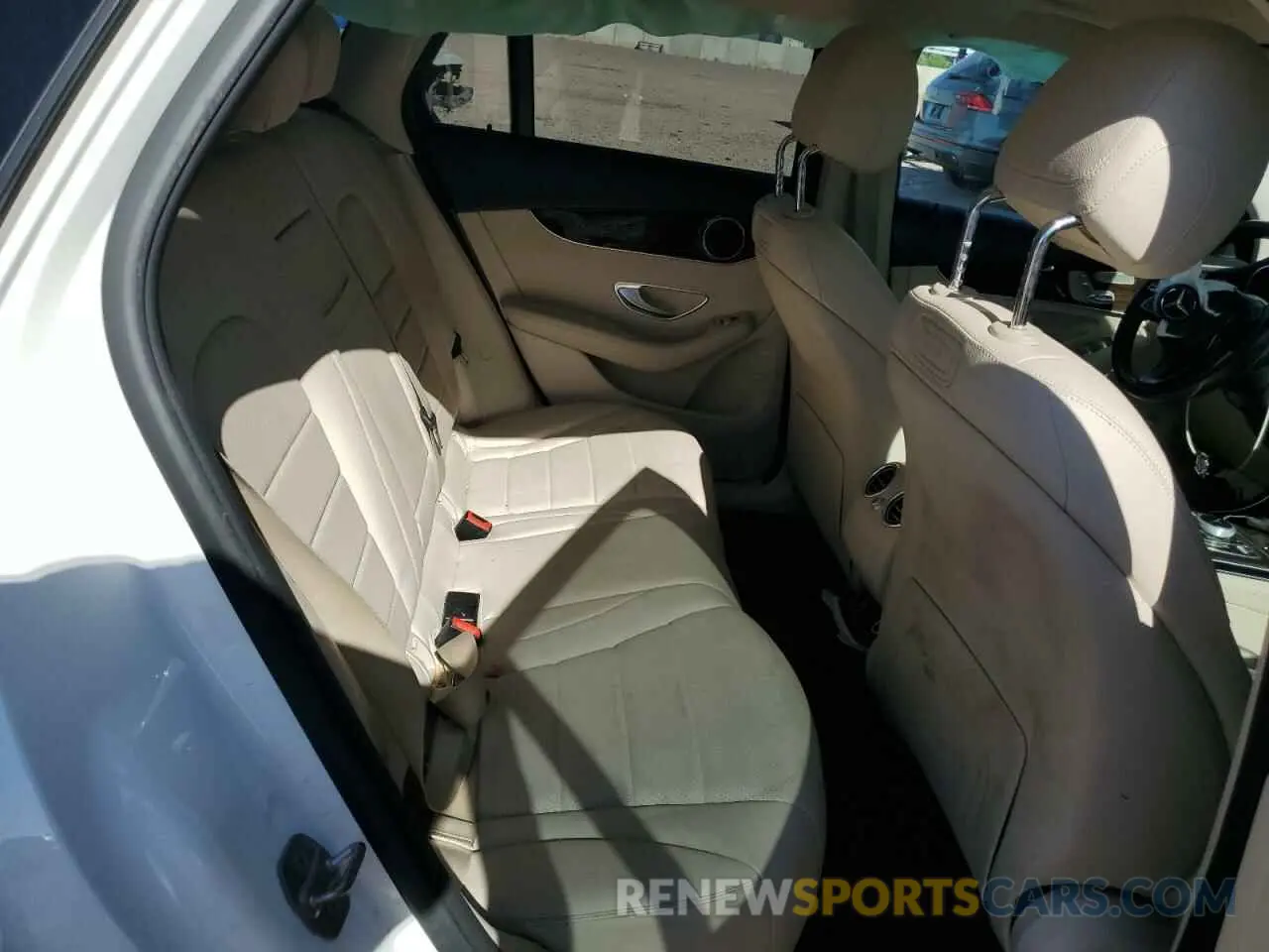 11 Photograph of a damaged car WDC0G4JB7KV128058 MERCEDES-BENZ GLC-CLASS 2019