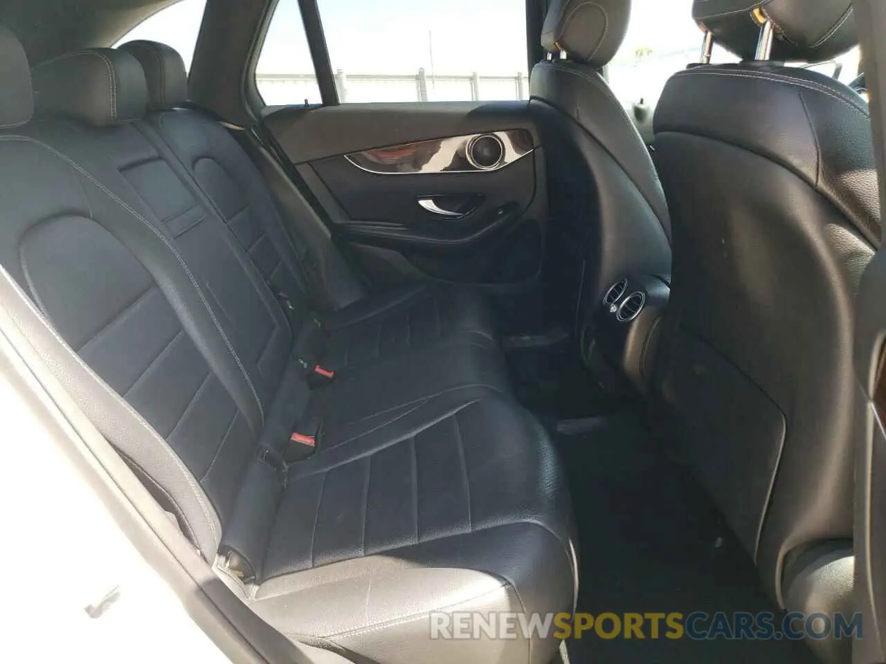 11 Photograph of a damaged car WDC0G4JB8KV118221 MERCEDES-BENZ GLC-CLASS 2019
