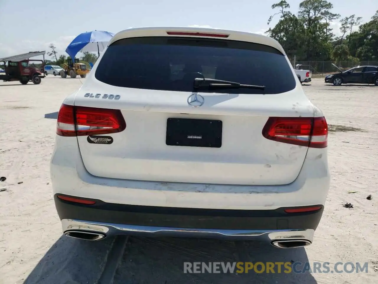 6 Photograph of a damaged car WDC0G4JB8KV118221 MERCEDES-BENZ GLC-CLASS 2019