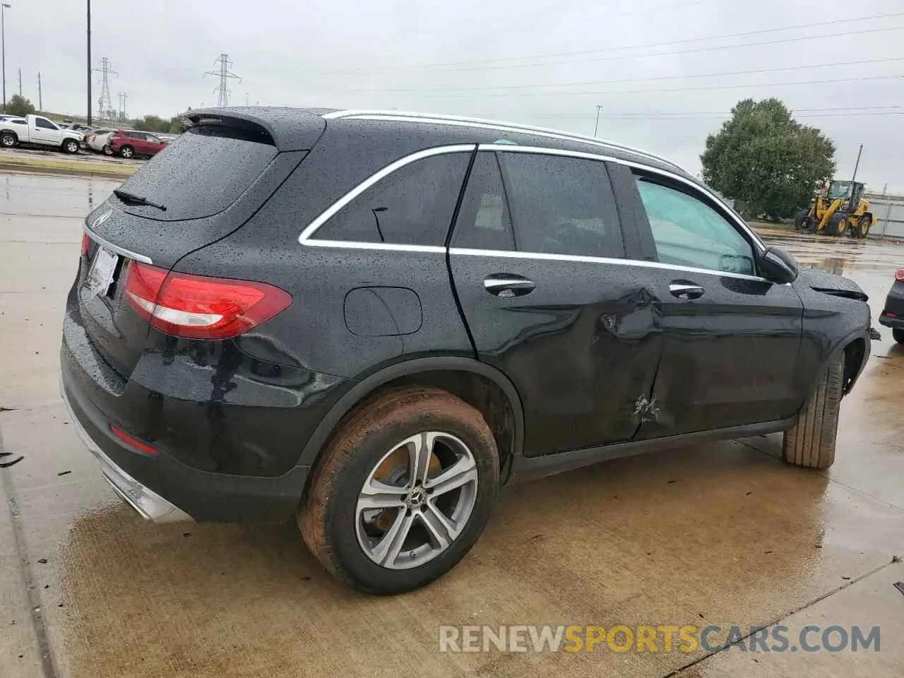 3 Photograph of a damaged car WDC0G4JB8KV133267 MERCEDES-BENZ GLC-CLASS 2019