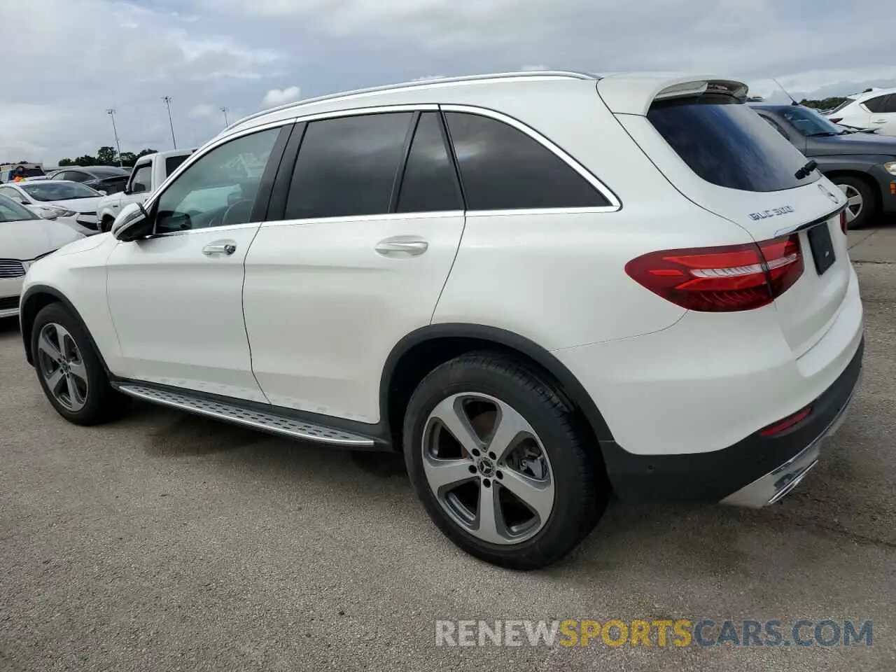 2 Photograph of a damaged car WDC0G4JB8KV146570 MERCEDES-BENZ GLC-CLASS 2019