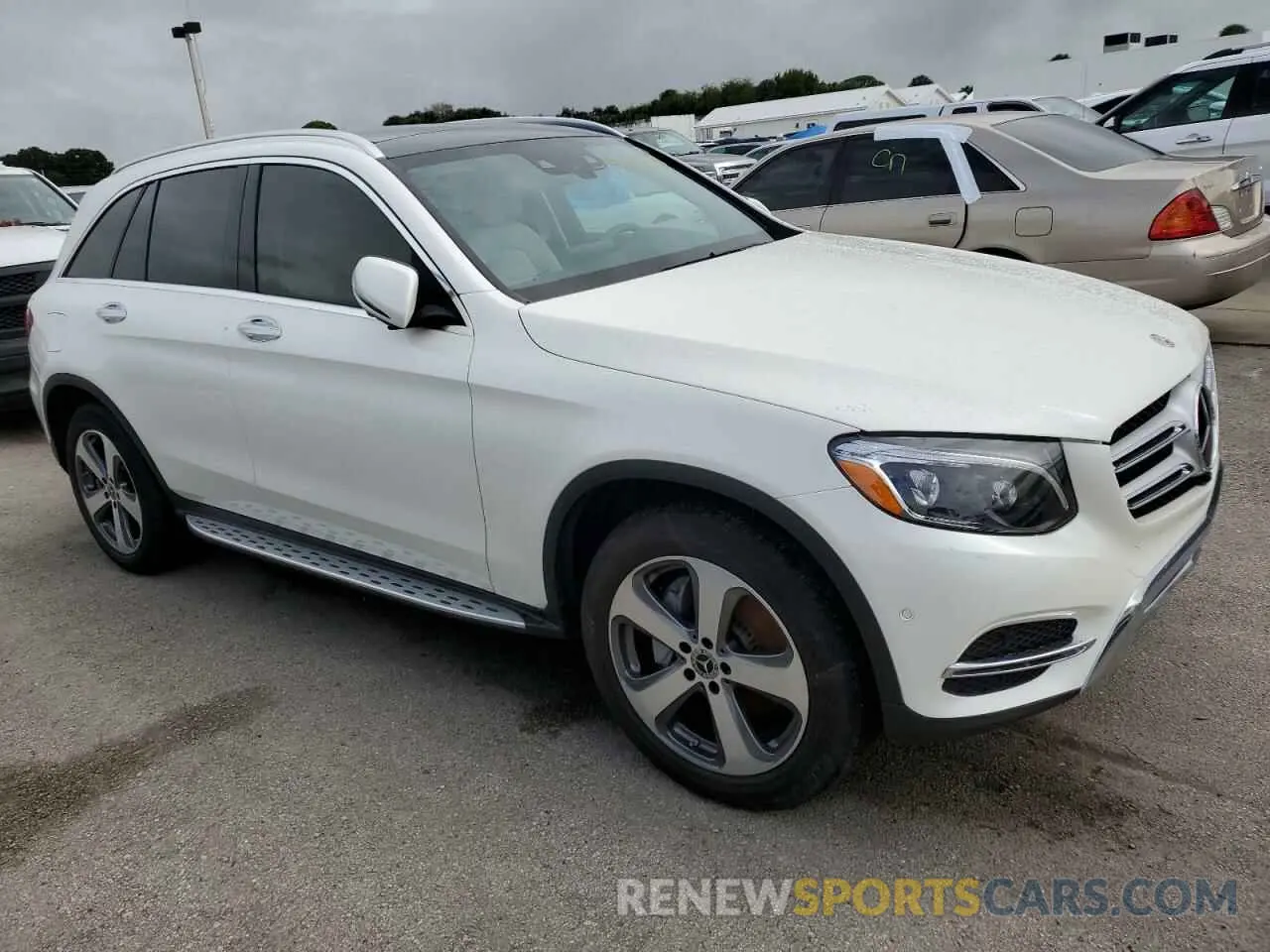 4 Photograph of a damaged car WDC0G4JB8KV146570 MERCEDES-BENZ GLC-CLASS 2019