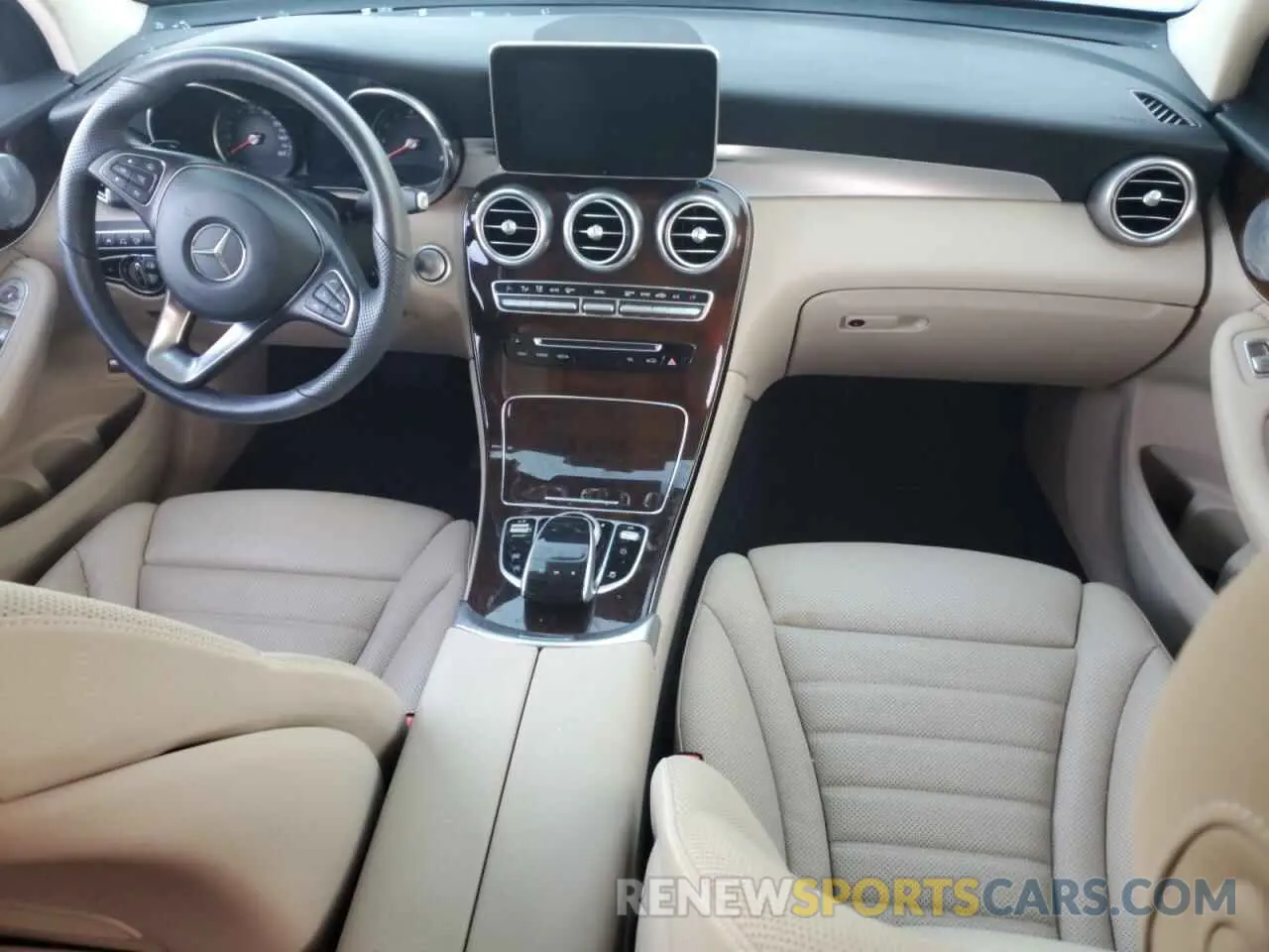 8 Photograph of a damaged car WDC0G4JB8KV146570 MERCEDES-BENZ GLC-CLASS 2019