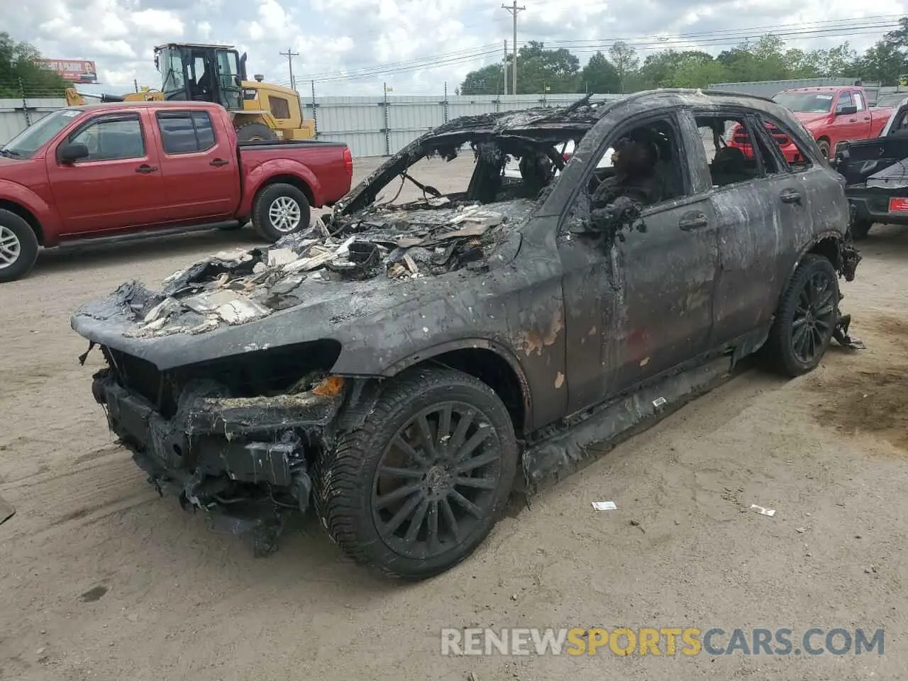 1 Photograph of a damaged car WDC0G4JB8KV196367 MERCEDES-BENZ GLC-CLASS 2019