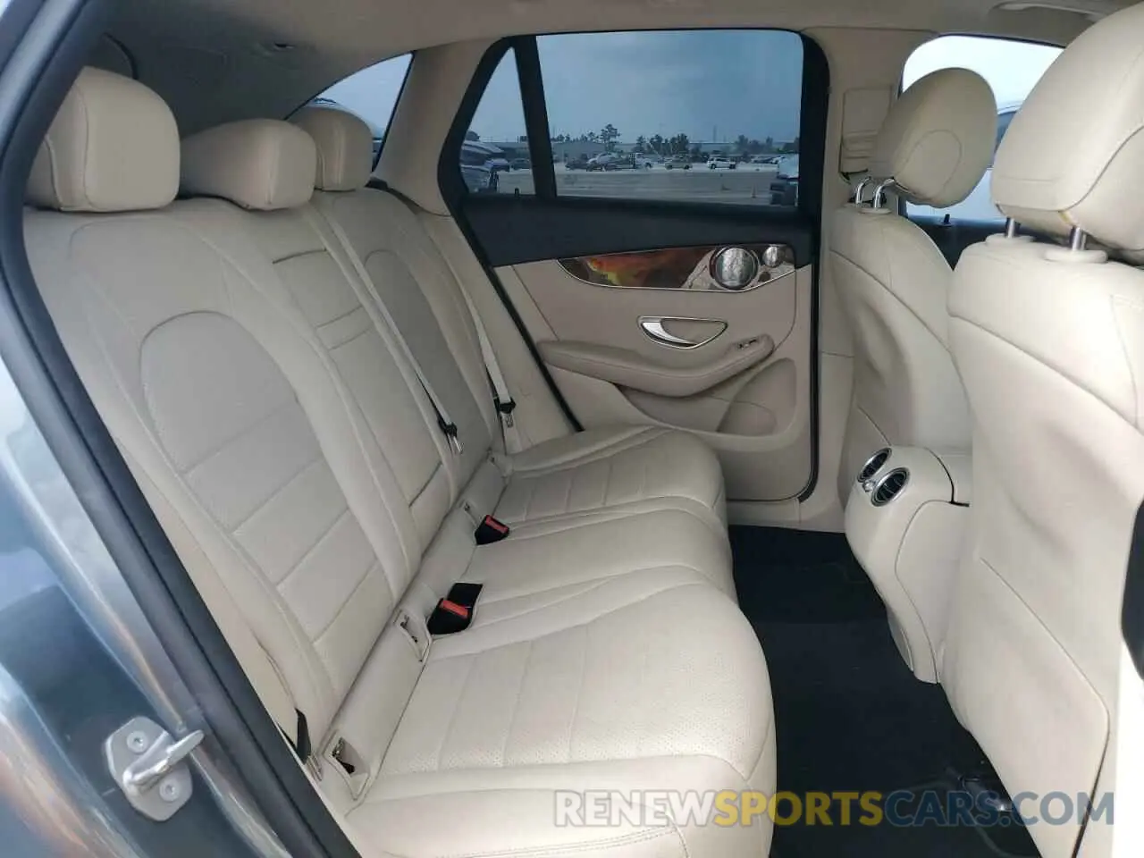 11 Photograph of a damaged car WDC0G4JB9KV132029 MERCEDES-BENZ GLC-CLASS 2019