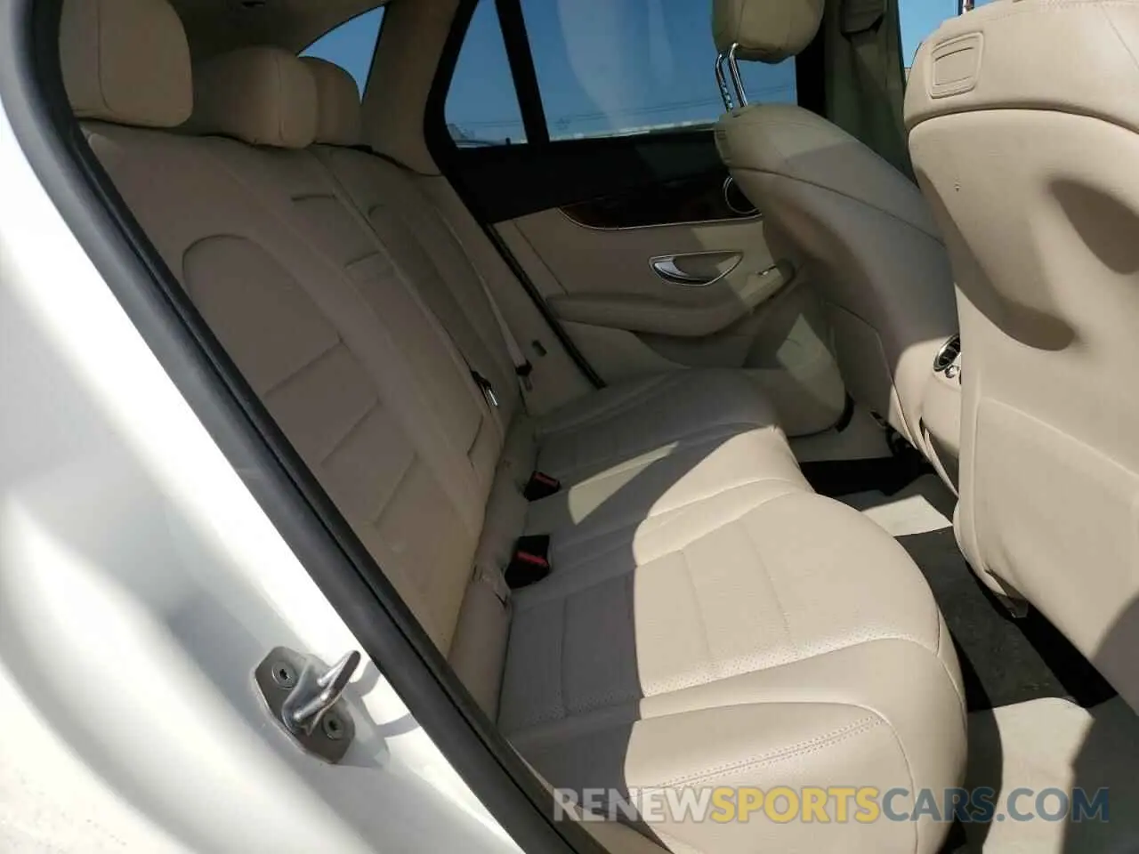 11 Photograph of a damaged car WDC0G4JB9KV132869 MERCEDES-BENZ GLC-CLASS 2019