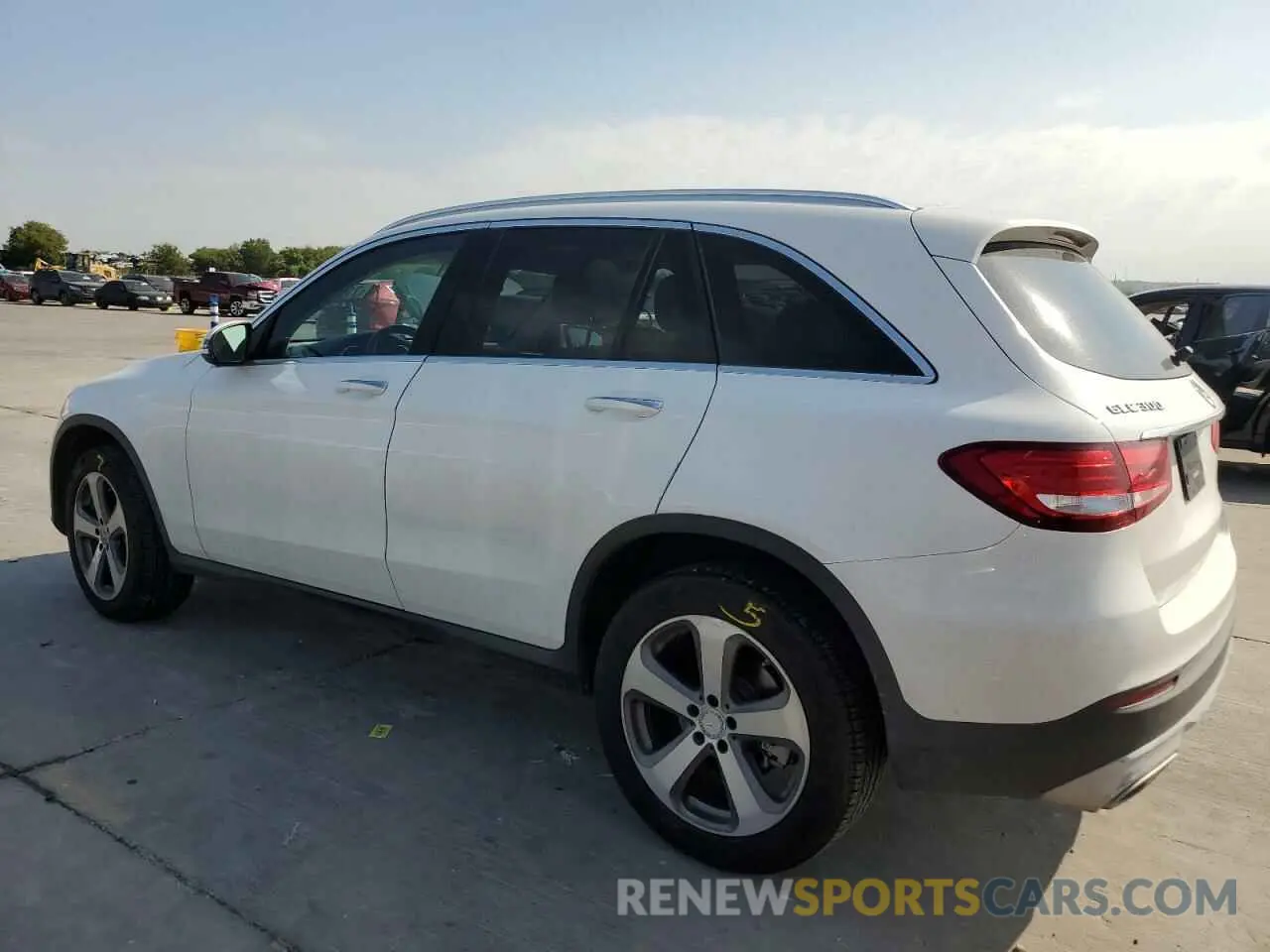 2 Photograph of a damaged car WDC0G4JB9KV132869 MERCEDES-BENZ GLC-CLASS 2019