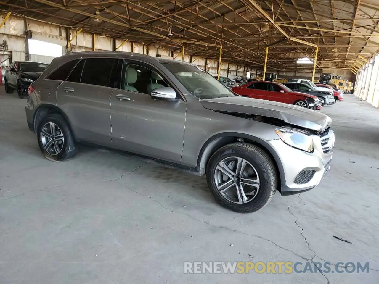 4 Photograph of a damaged car WDC0G4JB9KV142396 MERCEDES-BENZ GLC-CLASS 2019