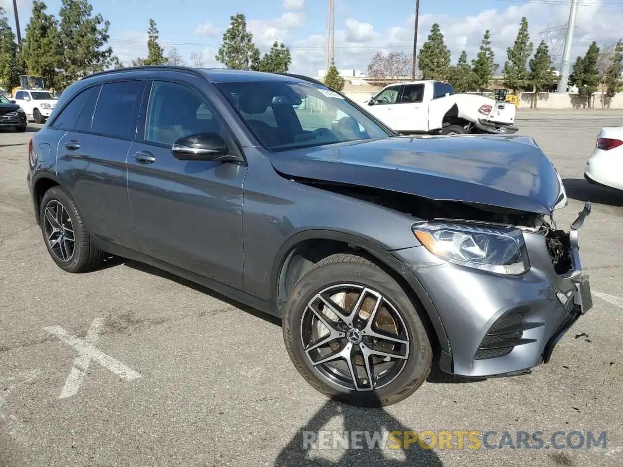 4 Photograph of a damaged car WDC0G4JB9KV149395 MERCEDES-BENZ GLC-CLASS 2019