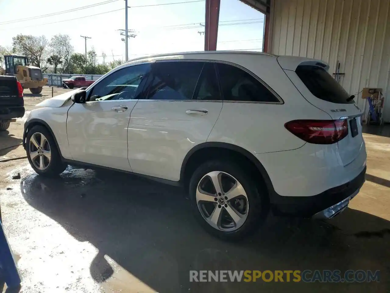 2 Photograph of a damaged car WDC0G4JB9KV163510 MERCEDES-BENZ GLC-CLASS 2019