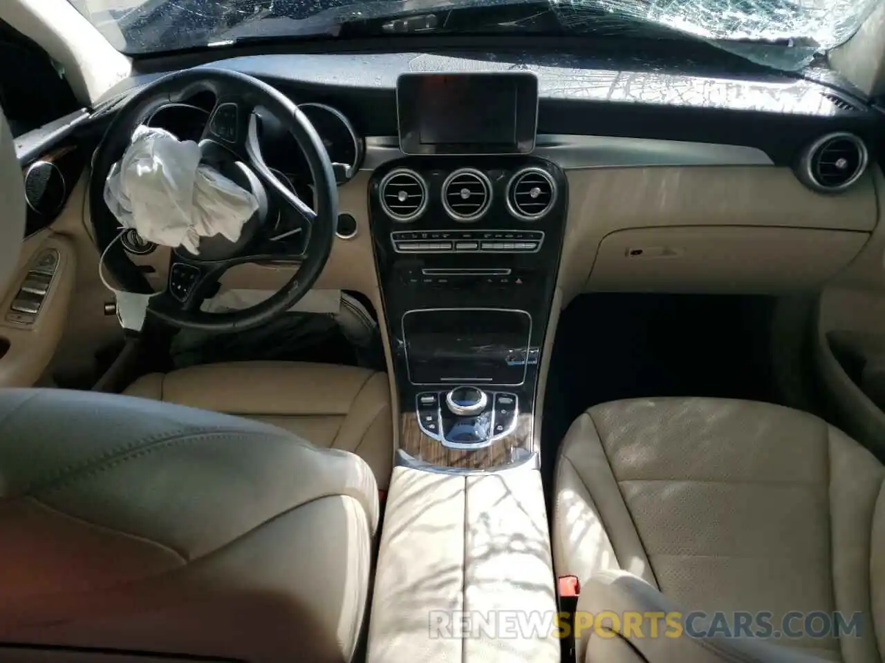 8 Photograph of a damaged car WDC0G4JB9KV163510 MERCEDES-BENZ GLC-CLASS 2019