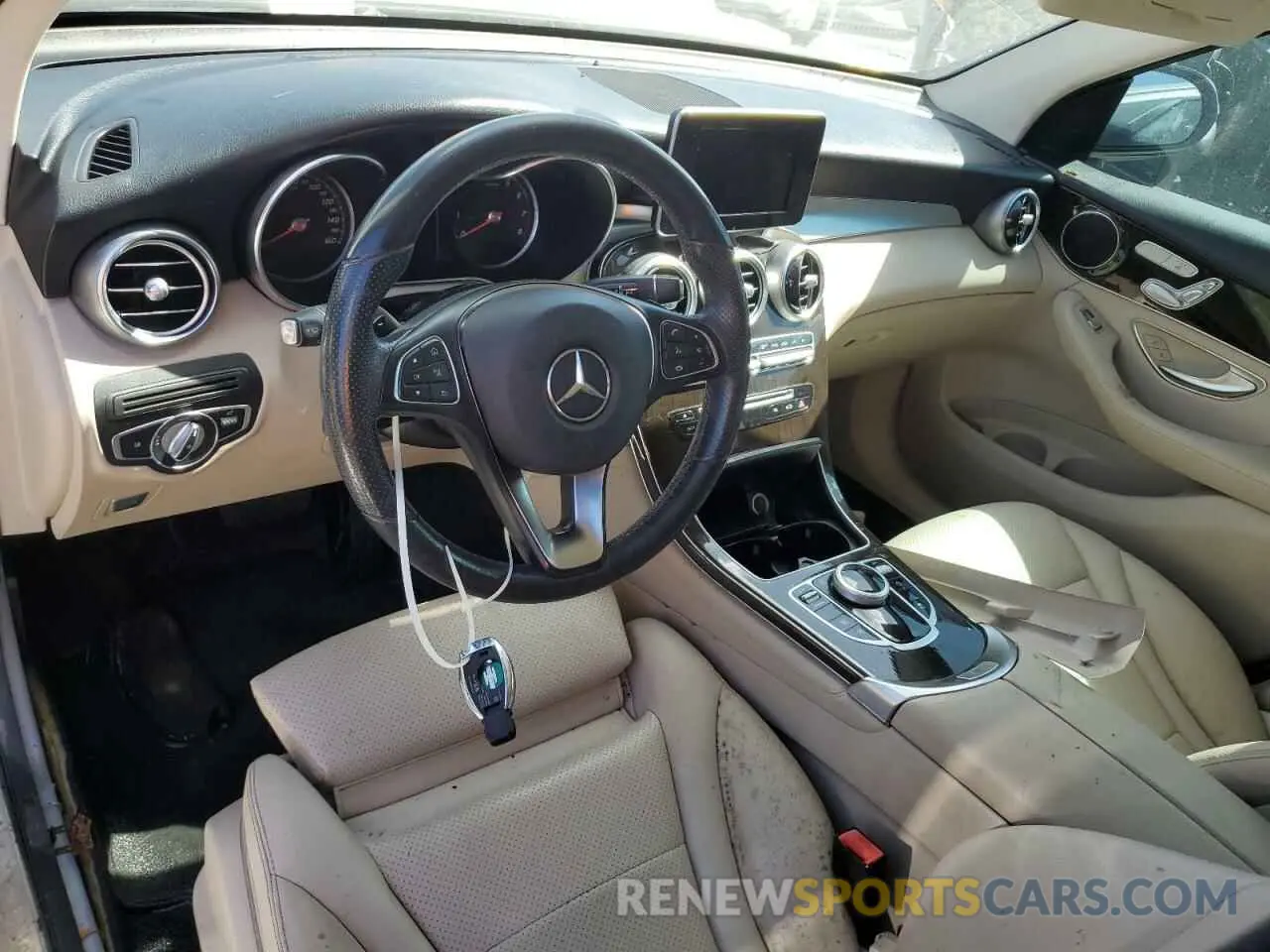 8 Photograph of a damaged car WDC0G4JB9KV189122 MERCEDES-BENZ GLC-CLASS 2019