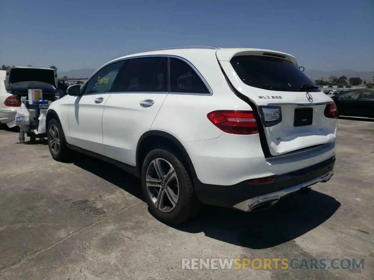 3 Photograph of a damaged car WDC0G4JBXKV158042 MERCEDES-BENZ GLC-CLASS 2019