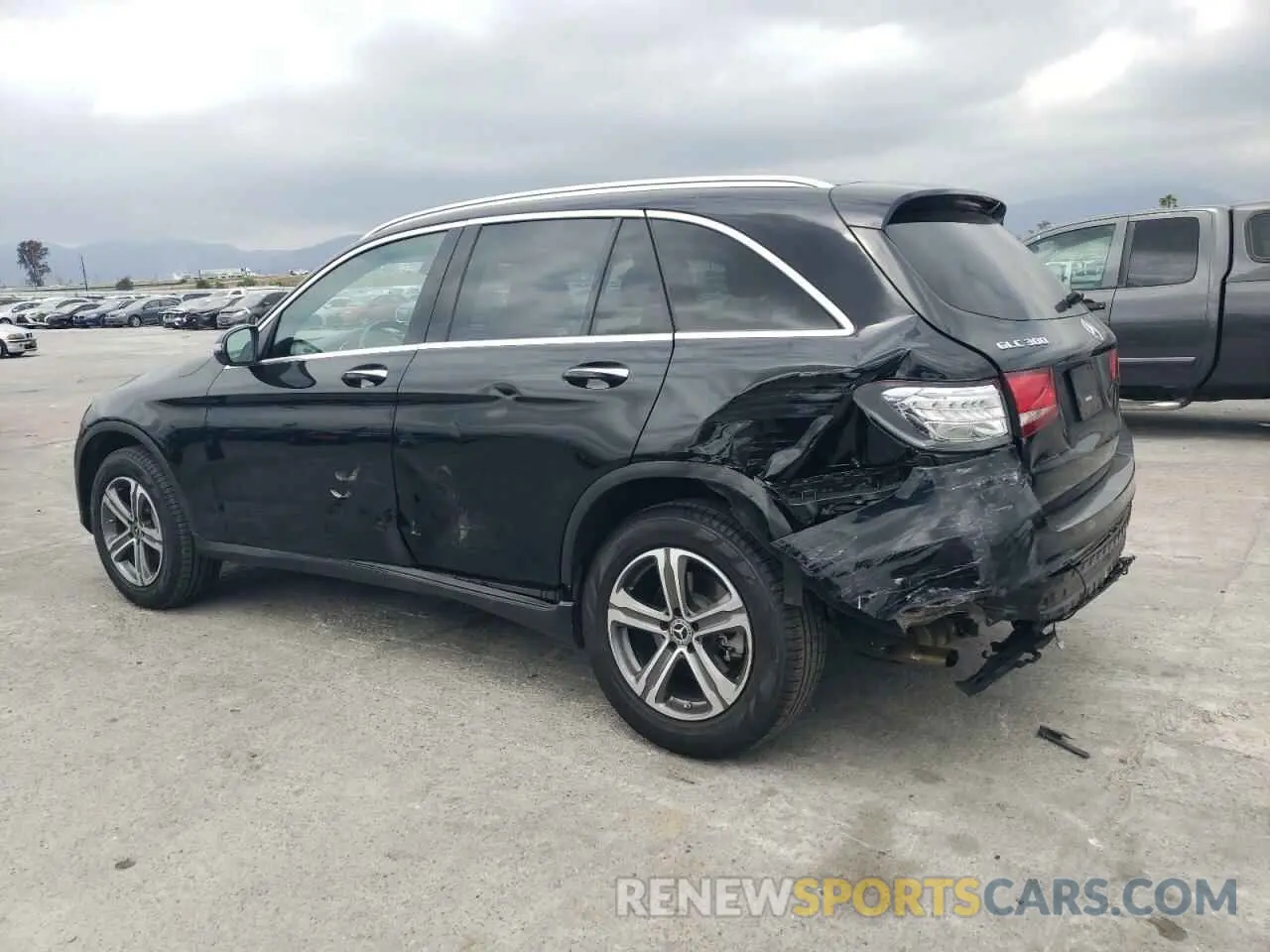 2 Photograph of a damaged car WDC0G4JBXKV180154 MERCEDES-BENZ GLC-CLASS 2019