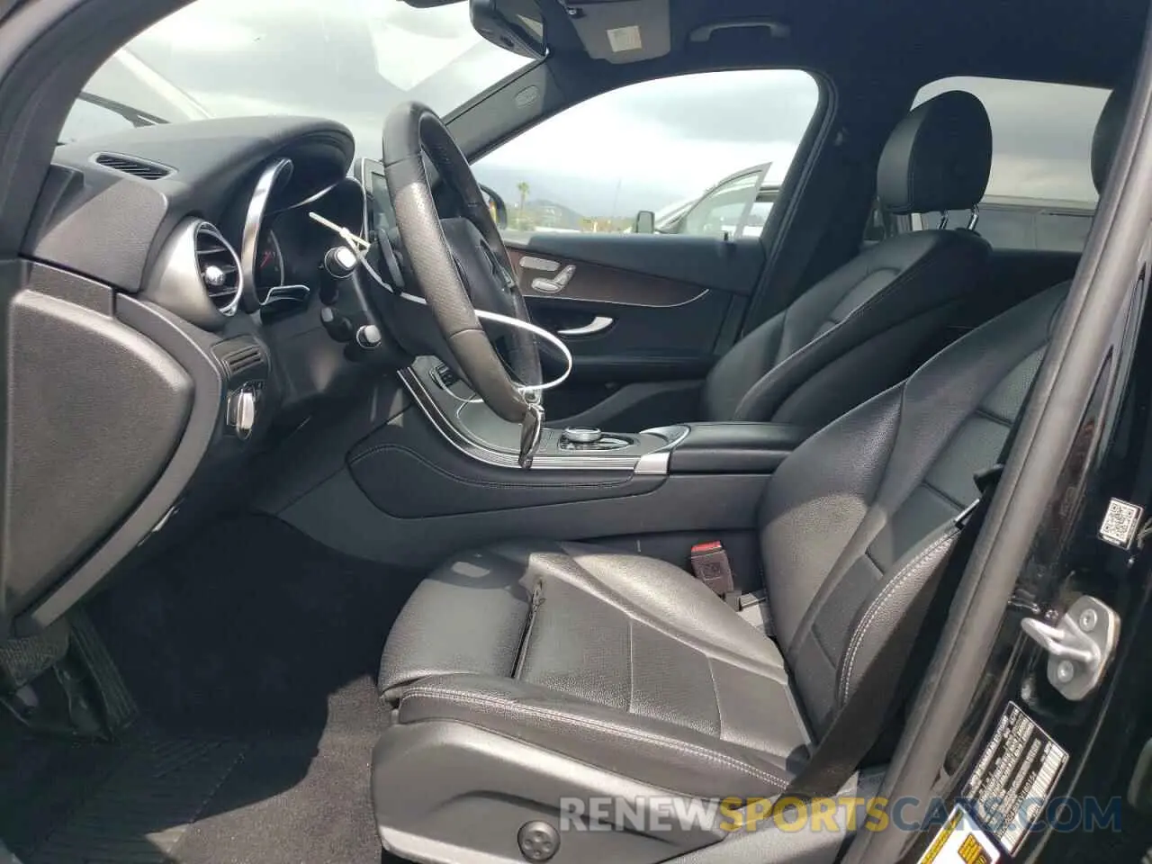 7 Photograph of a damaged car WDC0G4JBXKV180154 MERCEDES-BENZ GLC-CLASS 2019