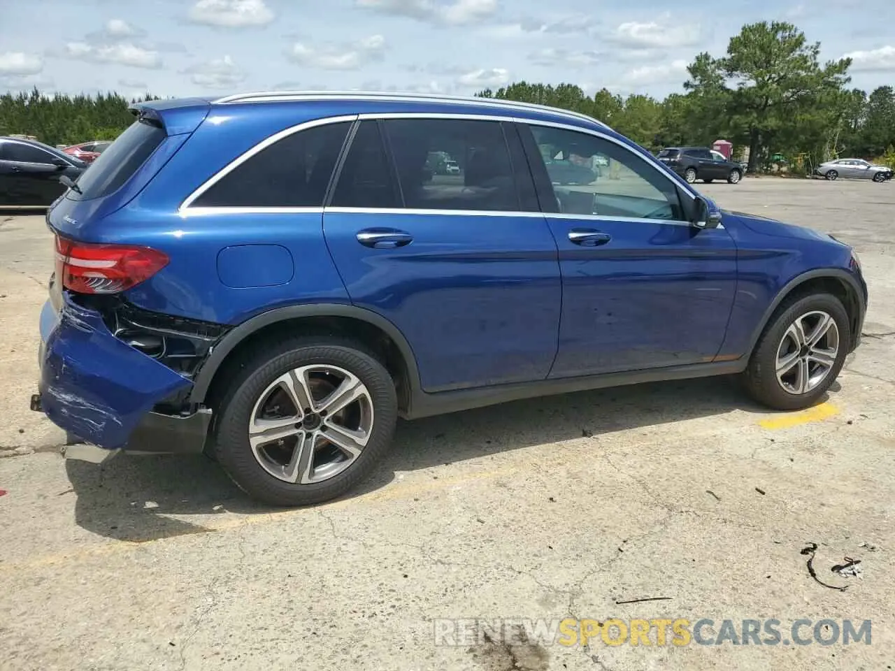 3 Photograph of a damaged car WDC0G4KB0KF602389 MERCEDES-BENZ GLC-CLASS 2019