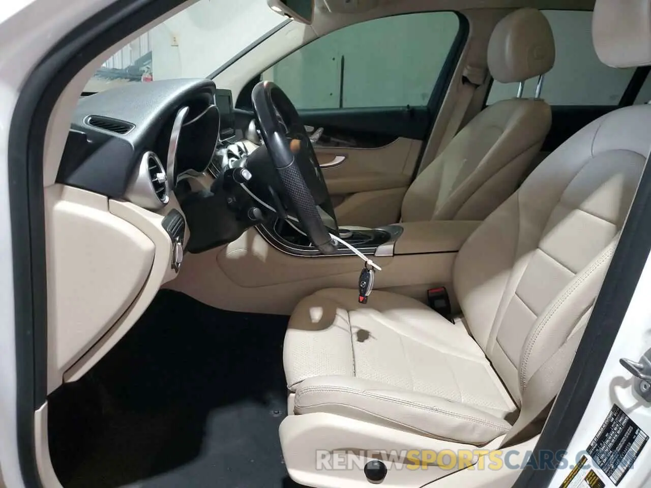 7 Photograph of a damaged car WDC0G4KB0KV164558 MERCEDES-BENZ GLC-CLASS 2019