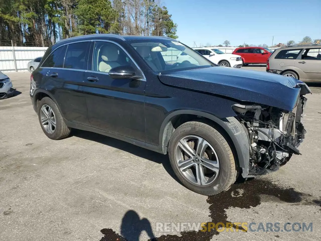 4 Photograph of a damaged car WDC0G4KB1KF588227 MERCEDES-BENZ GLC-CLASS 2019