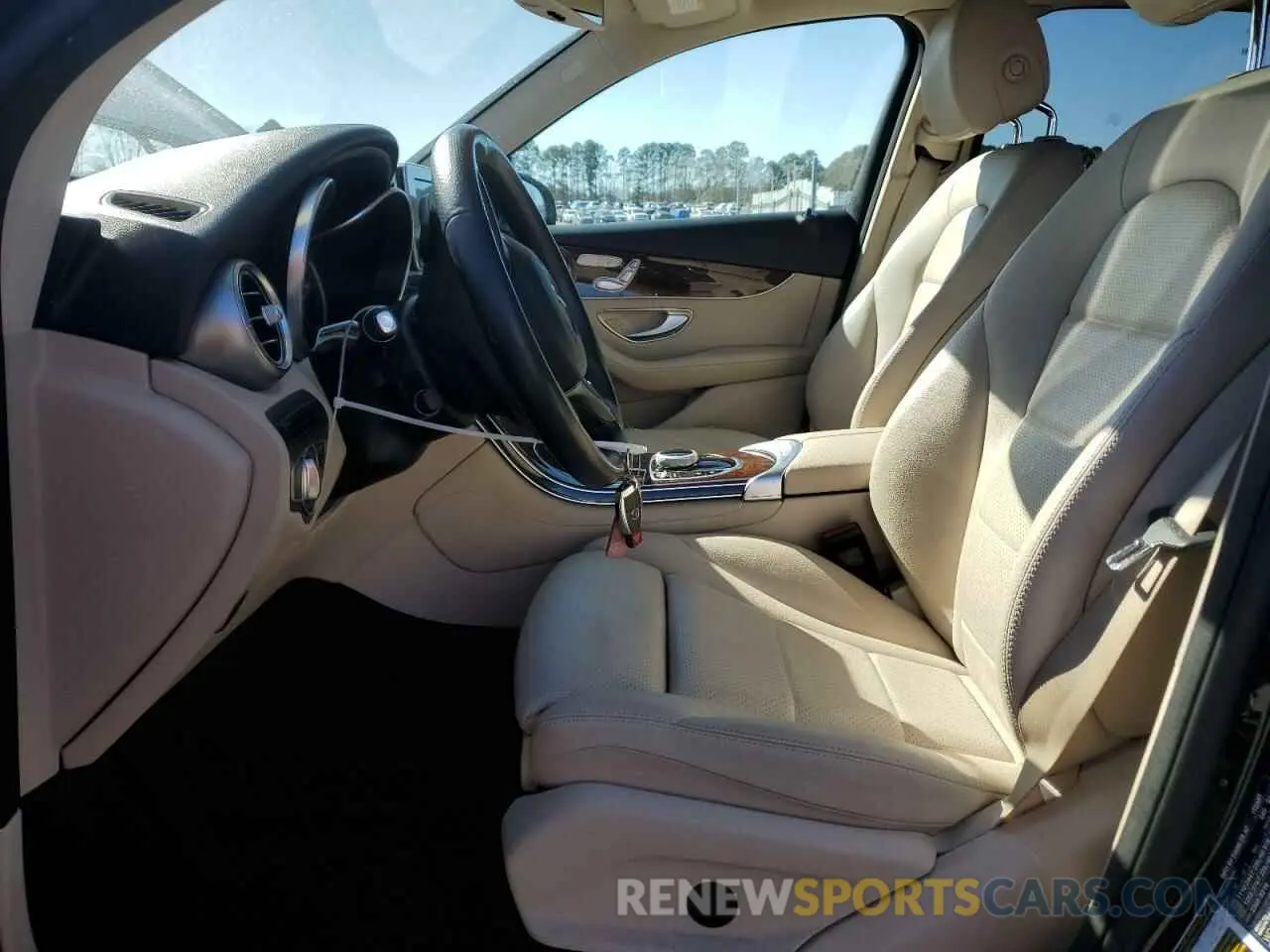7 Photograph of a damaged car WDC0G4KB1KF588227 MERCEDES-BENZ GLC-CLASS 2019