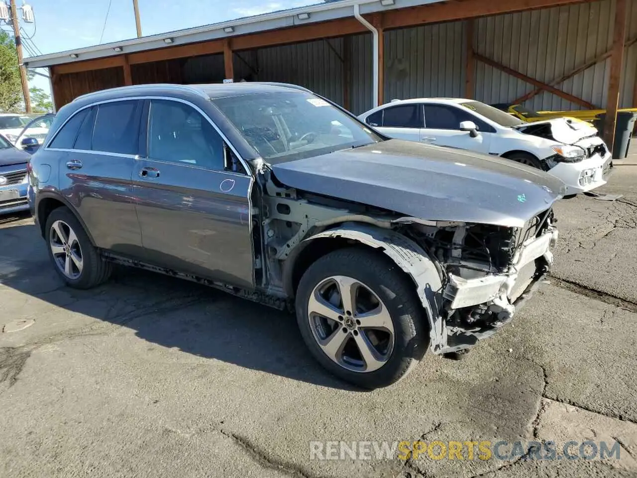 4 Photograph of a damaged car WDC0G4KB1KV128815 MERCEDES-BENZ GLC-CLASS 2019