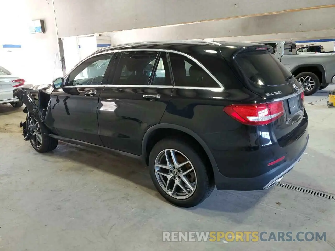 2 Photograph of a damaged car WDC0G4KB2KV147910 MERCEDES-BENZ GLC-CLASS 2019