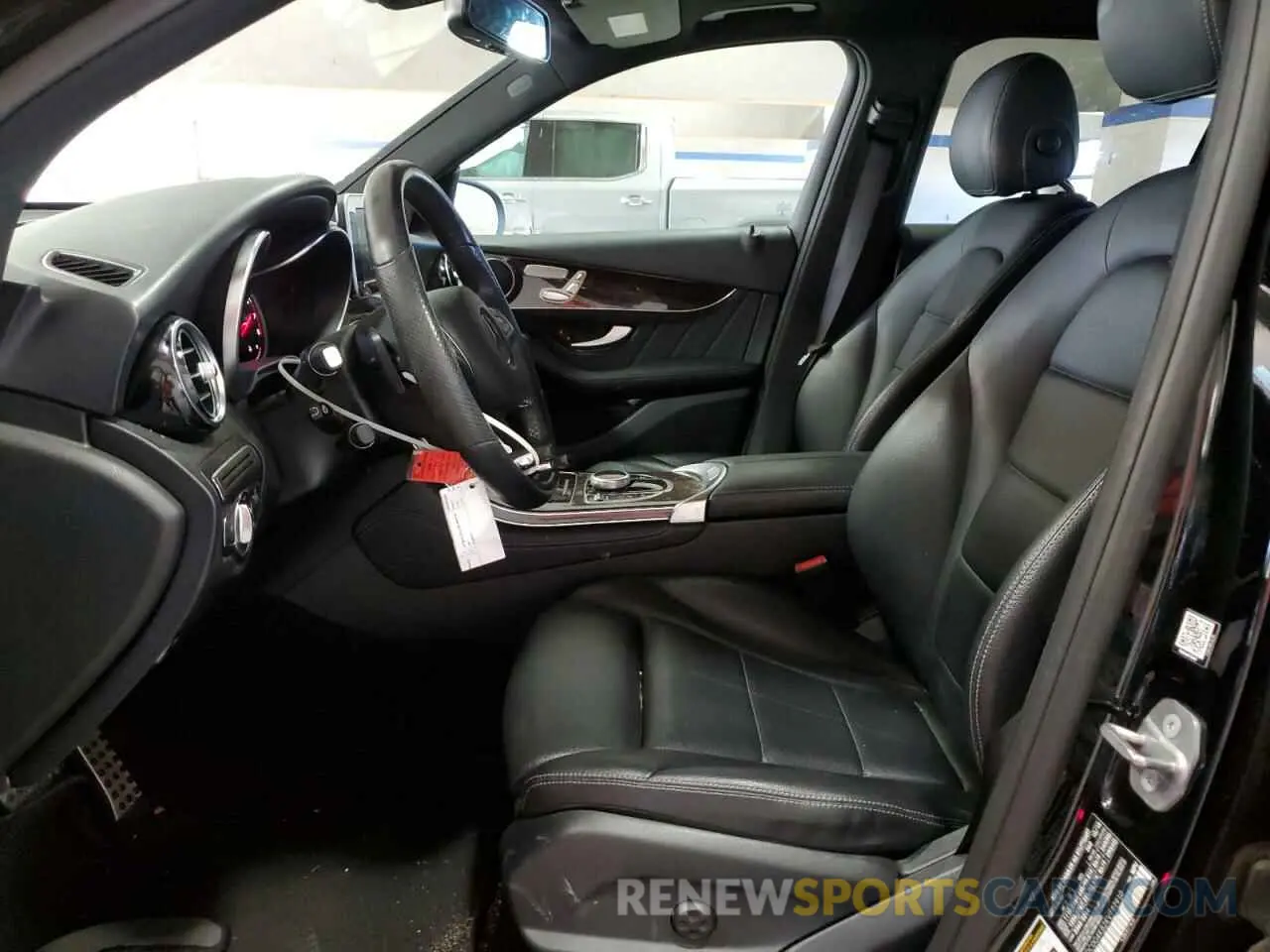 7 Photograph of a damaged car WDC0G4KB2KV147910 MERCEDES-BENZ GLC-CLASS 2019