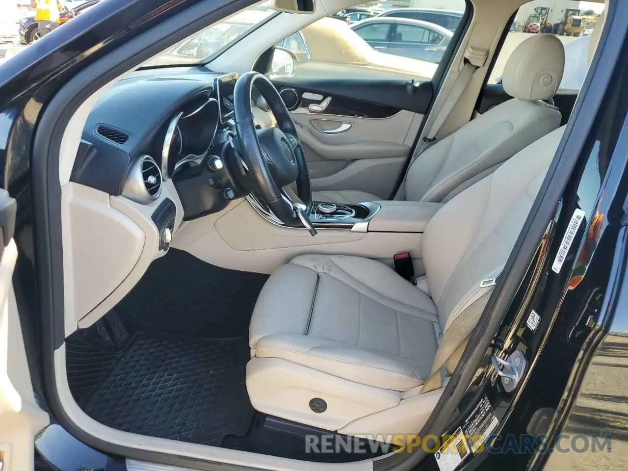 7 Photograph of a damaged car WDC0G4KB3KV161251 MERCEDES-BENZ GLC-CLASS 2019