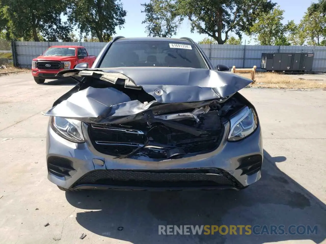 5 Photograph of a damaged car WDC0G4KB3KV174744 MERCEDES-BENZ GLC-CLASS 2019