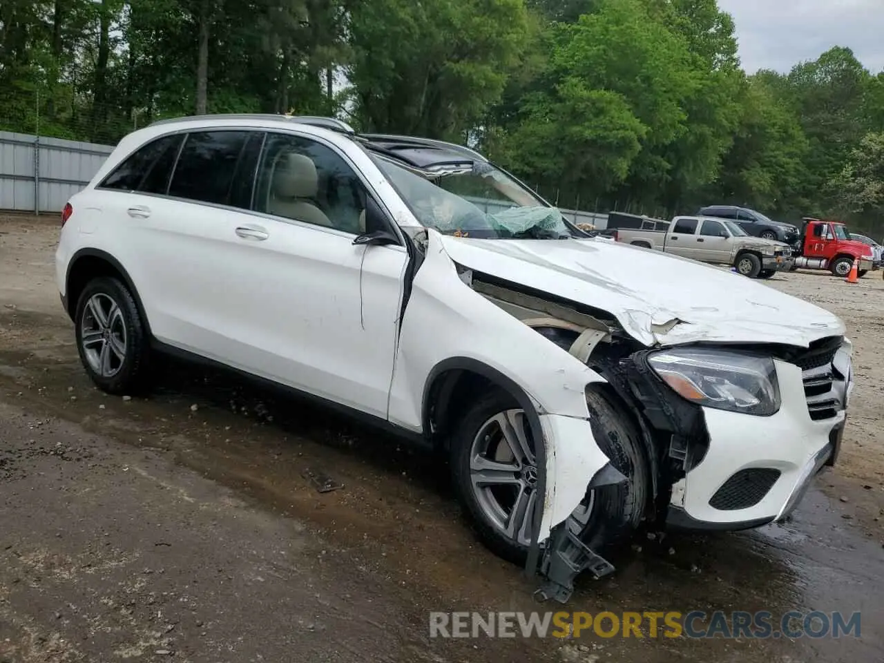 4 Photograph of a damaged car WDC0G4KB4KF597276 MERCEDES-BENZ GLC-CLASS 2019