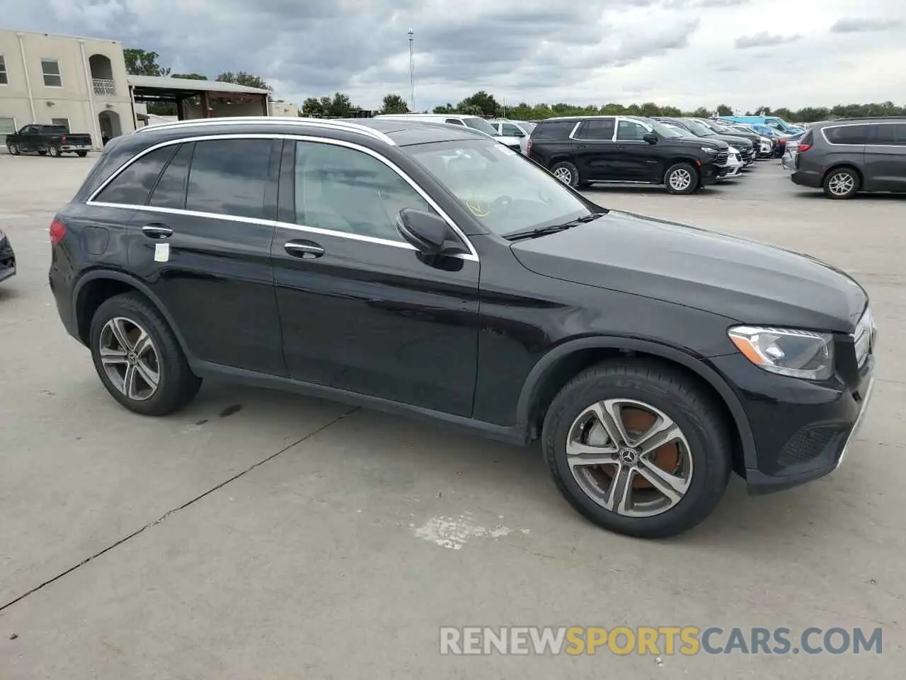 4 Photograph of a damaged car WDC0G4KB4KV166295 MERCEDES-BENZ GLC-CLASS 2019