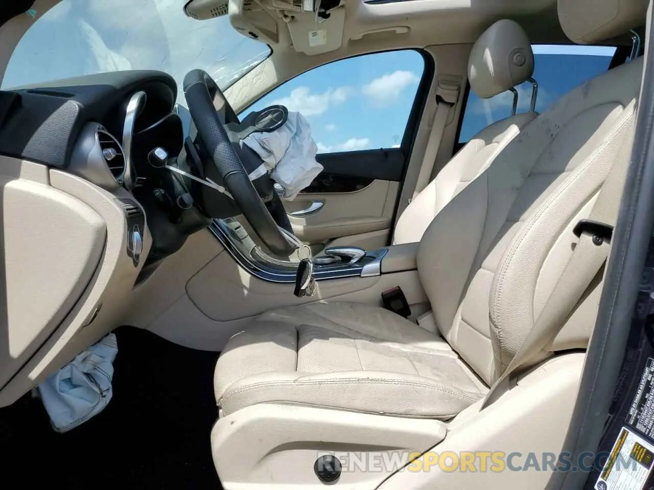 7 Photograph of a damaged car WDC0G4KB5KV134746 MERCEDES-BENZ GLC-CLASS 2019