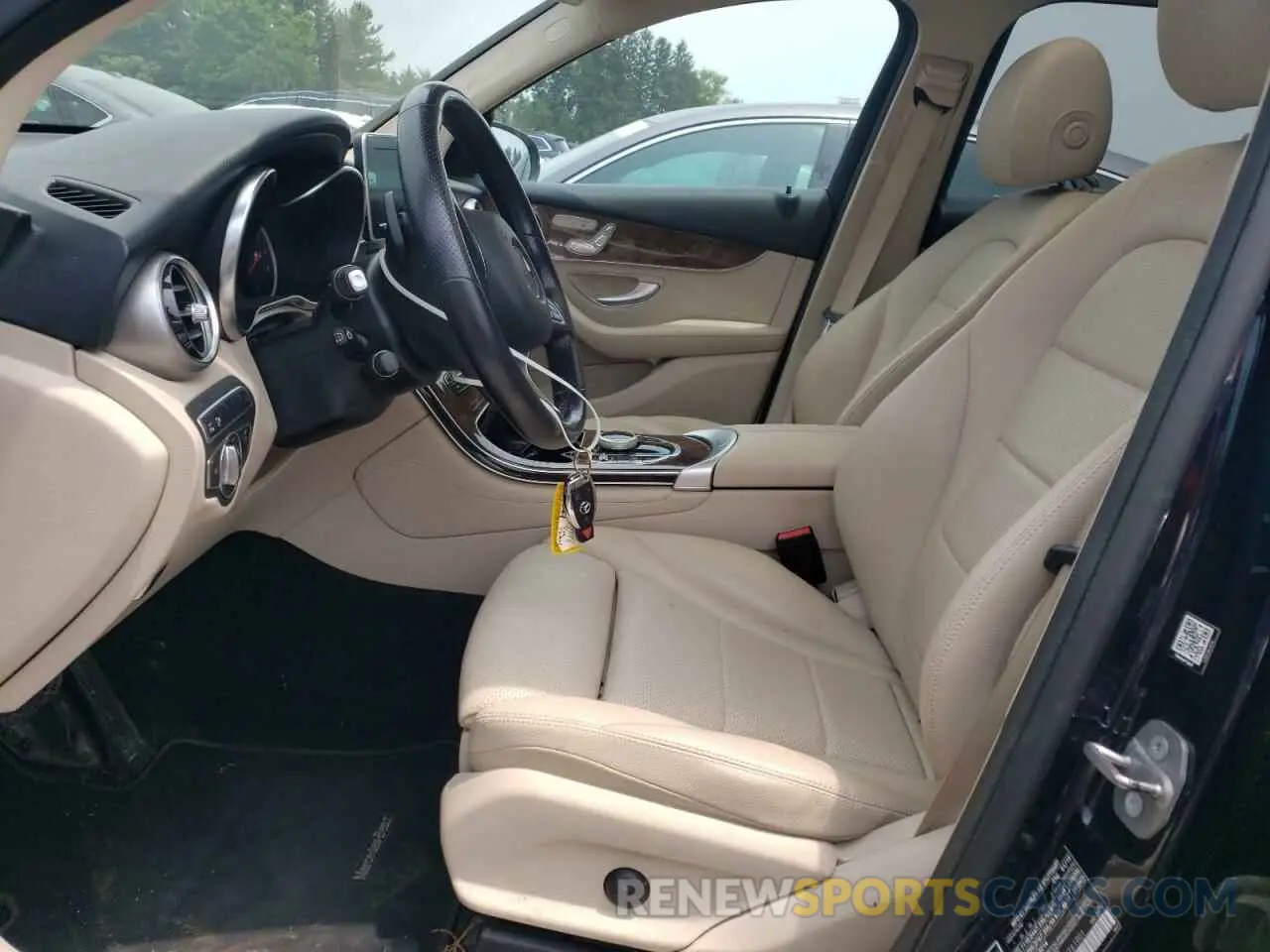 7 Photograph of a damaged car WDC0G4KB5KV161901 MERCEDES-BENZ GLC-CLASS 2019
