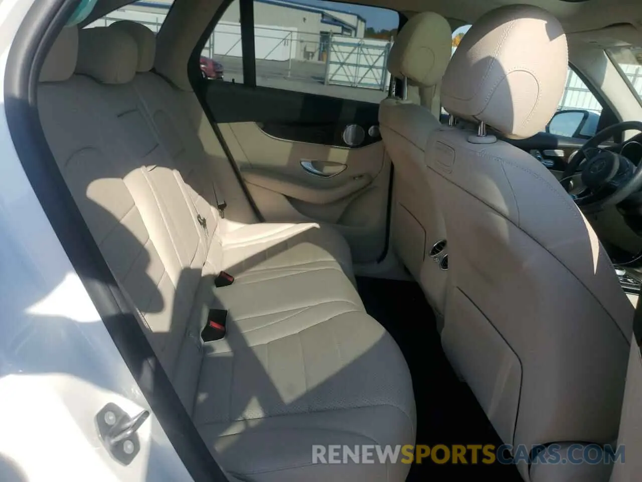 11 Photograph of a damaged car WDC0G4KB5KV162353 MERCEDES-BENZ GLC-CLASS 2019