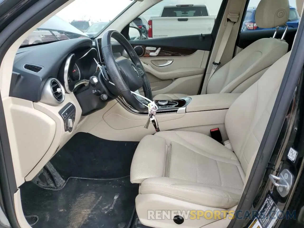 7 Photograph of a damaged car WDC0G4KB5KV189312 MERCEDES-BENZ GLC-CLASS 2019