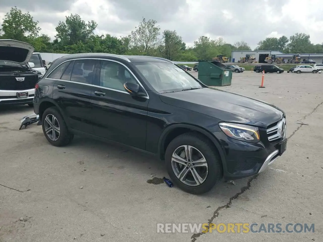 4 Photograph of a damaged car WDC0G4KB6KF665528 MERCEDES-BENZ GLC-CLASS 2019