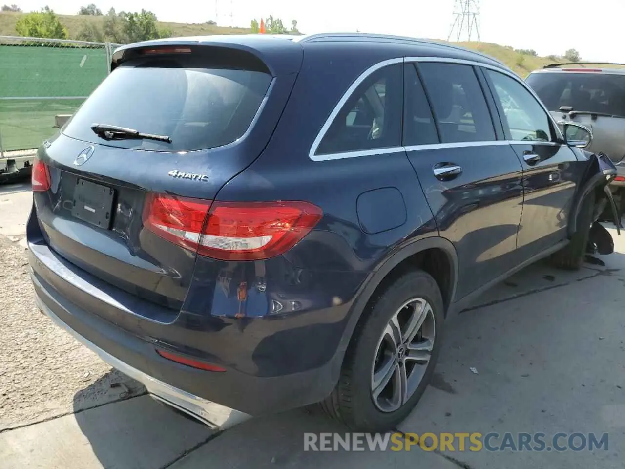 4 Photograph of a damaged car WDC0G4KB6KV171532 MERCEDES-BENZ GLC-CLASS 2019