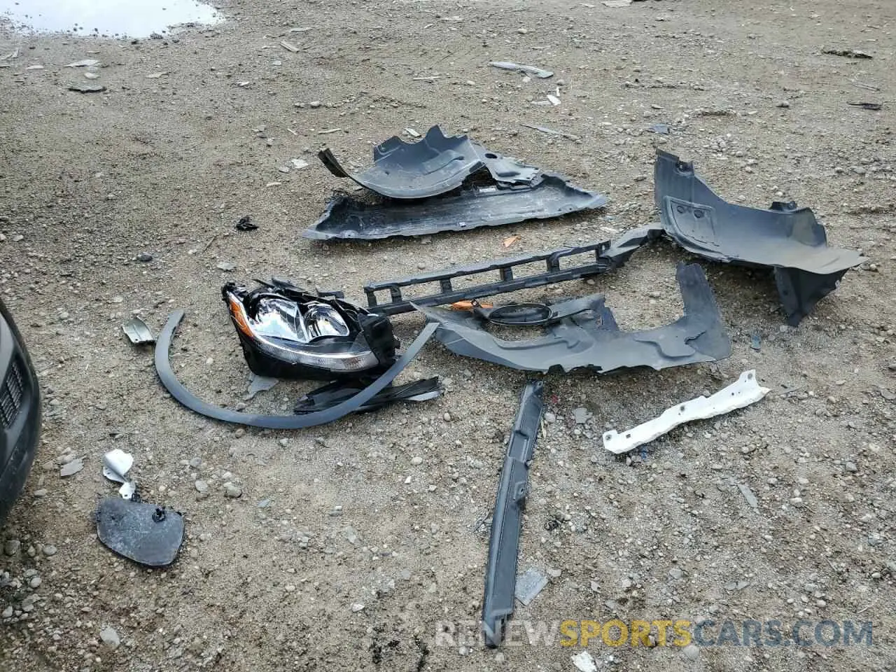 13 Photograph of a damaged car WDC0G4KB7KF575496 MERCEDES-BENZ GLC-CLASS 2019