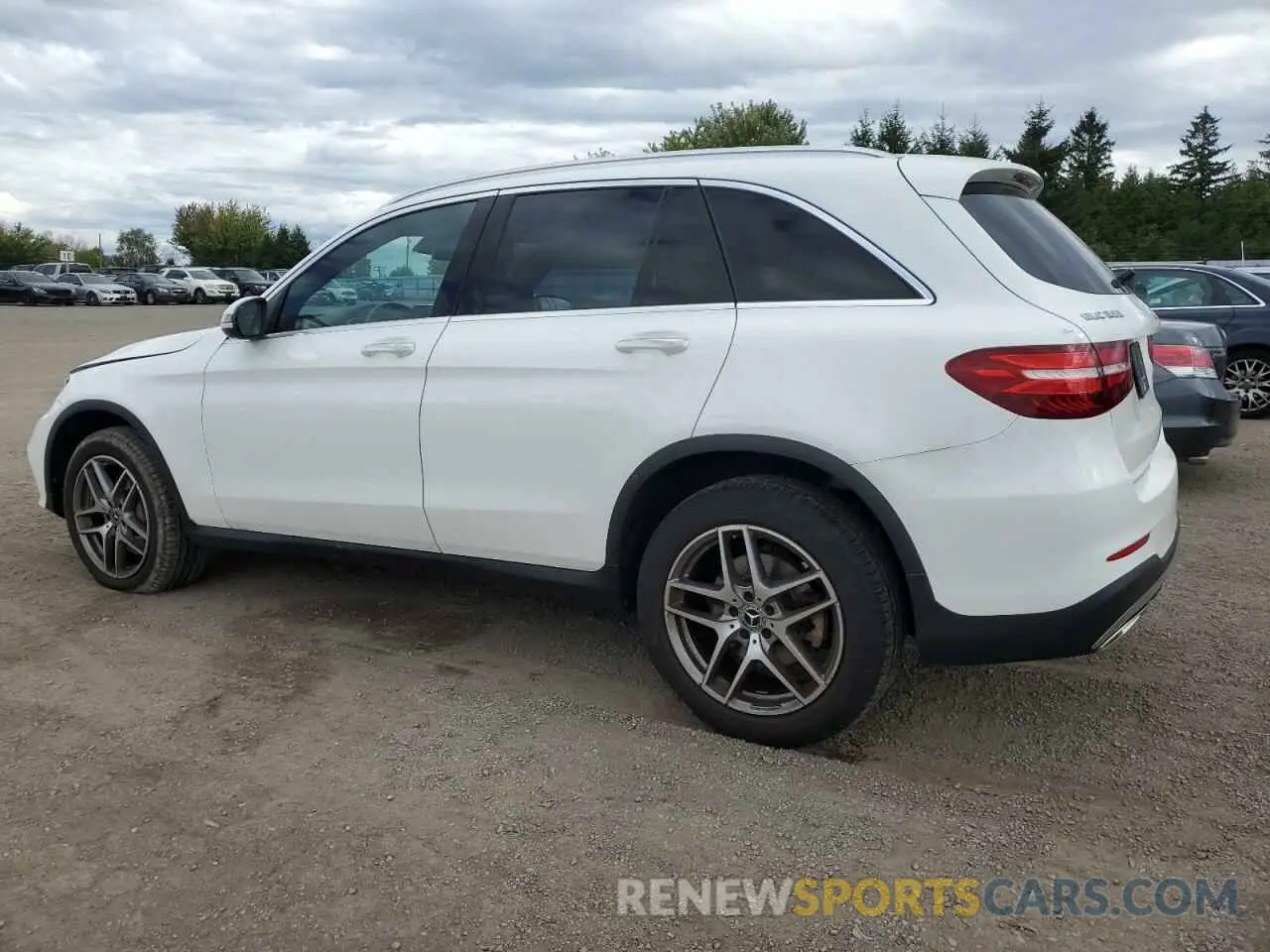 2 Photograph of a damaged car WDC0G4KB7KV183382 MERCEDES-BENZ GLC-CLASS 2019