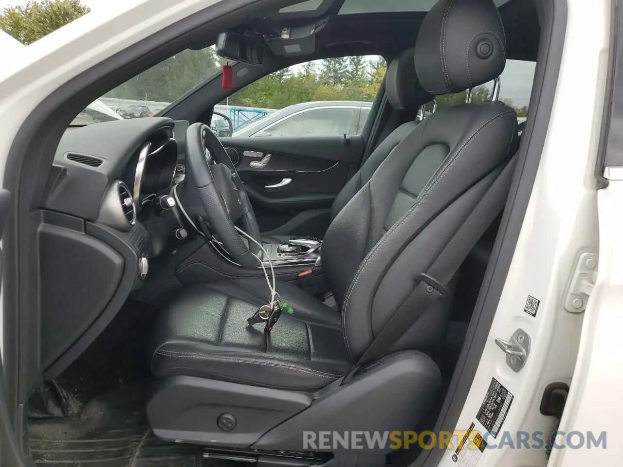 7 Photograph of a damaged car WDC0G4KB7KV183382 MERCEDES-BENZ GLC-CLASS 2019