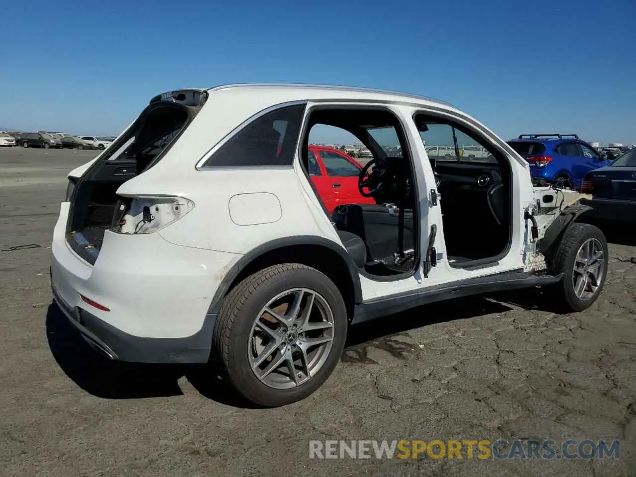 3 Photograph of a damaged car WDC0G4KB8KV136541 MERCEDES-BENZ GLC-CLASS 2019