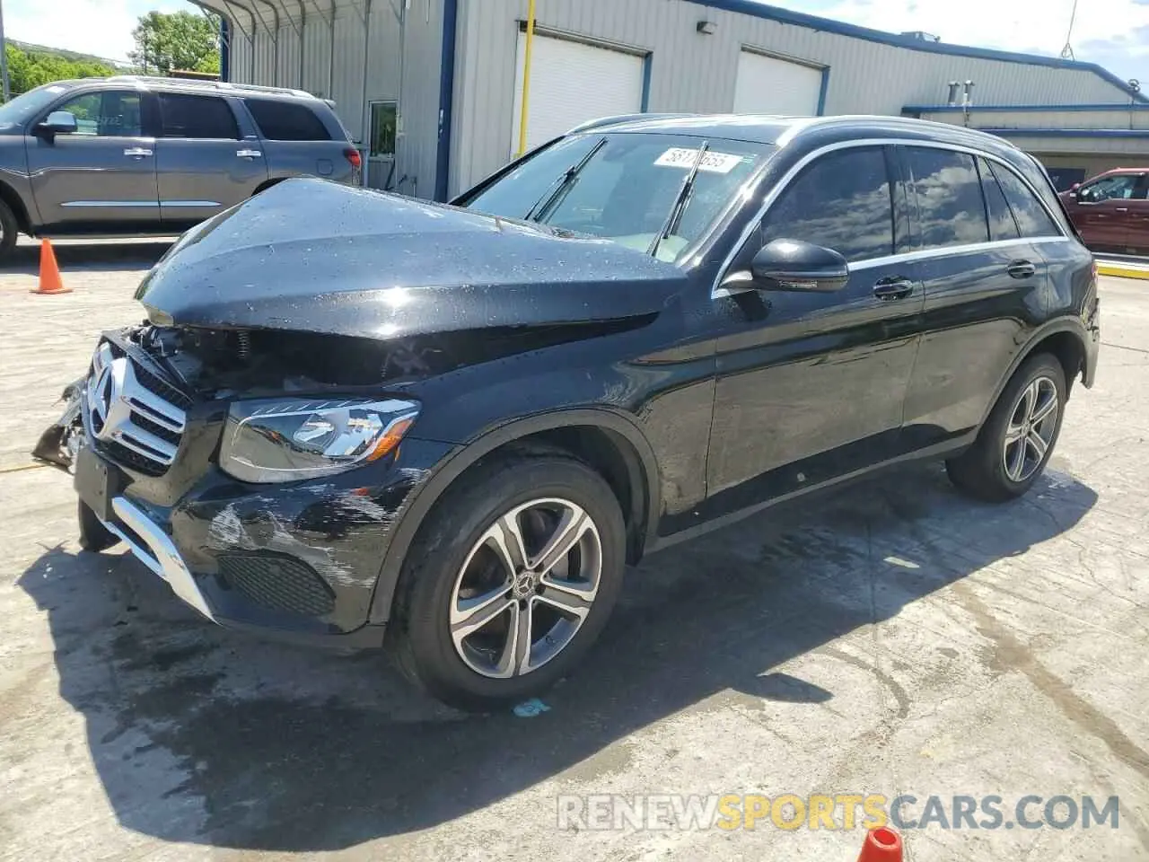 1 Photograph of a damaged car WDC0G4KB8KV157650 MERCEDES-BENZ GLC-CLASS 2019