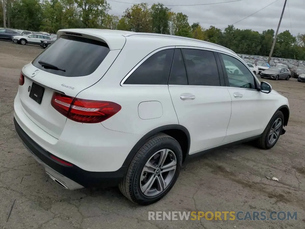 3 Photograph of a damaged car WDC0G4KB9KF658766 MERCEDES-BENZ GLC-CLASS 2019
