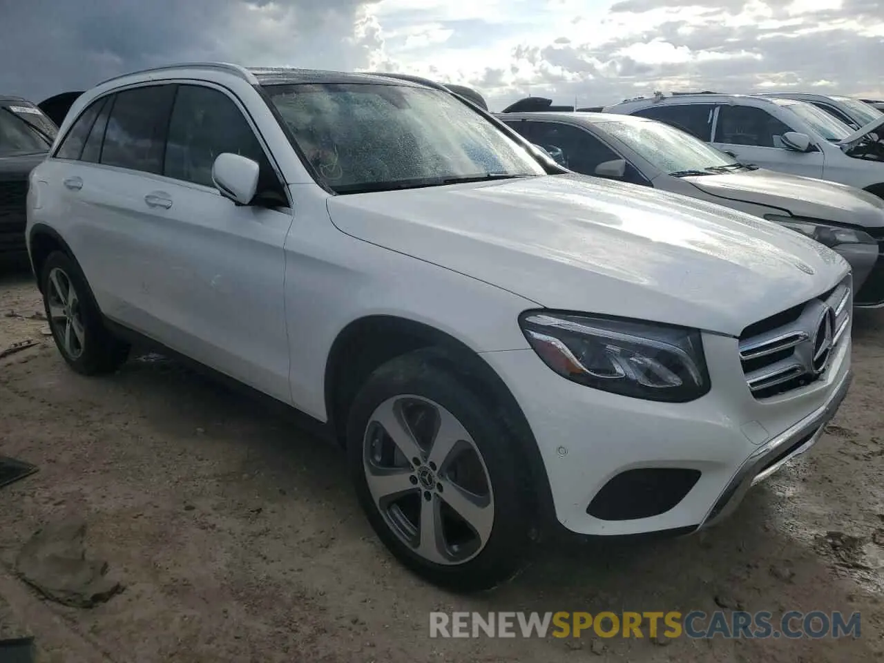 4 Photograph of a damaged car WDC0G4KB9KV193329 MERCEDES-BENZ GLC-CLASS 2019