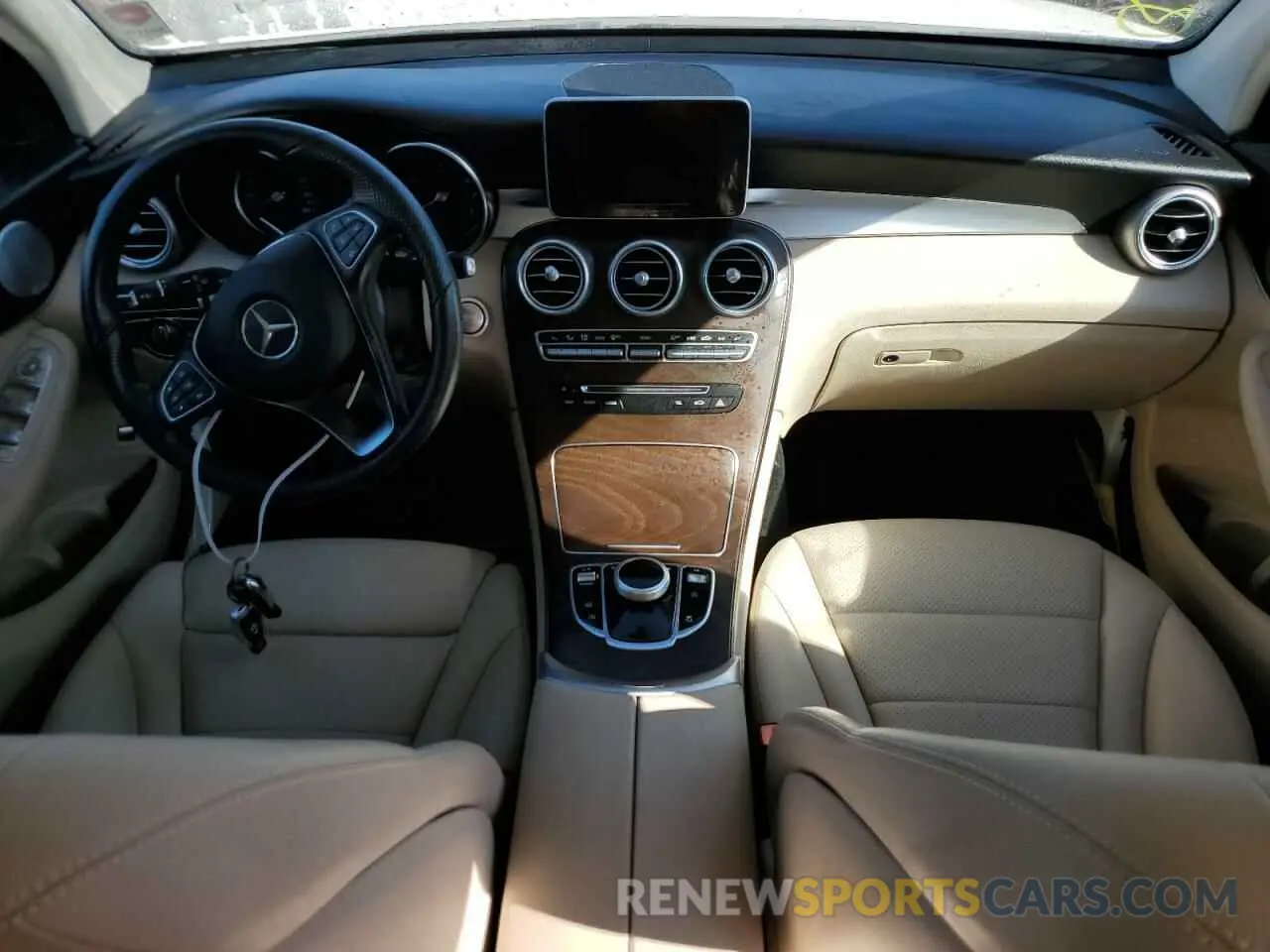 8 Photograph of a damaged car WDC0G4KB9KV193329 MERCEDES-BENZ GLC-CLASS 2019
