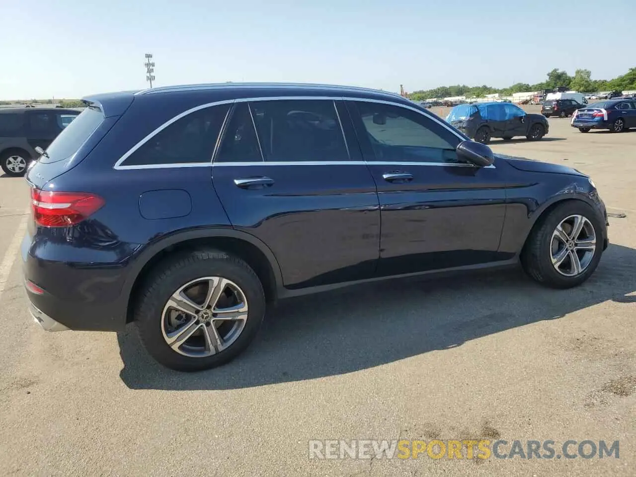 3 Photograph of a damaged car WDC0G4KBXKF656234 MERCEDES-BENZ GLC-CLASS 2019