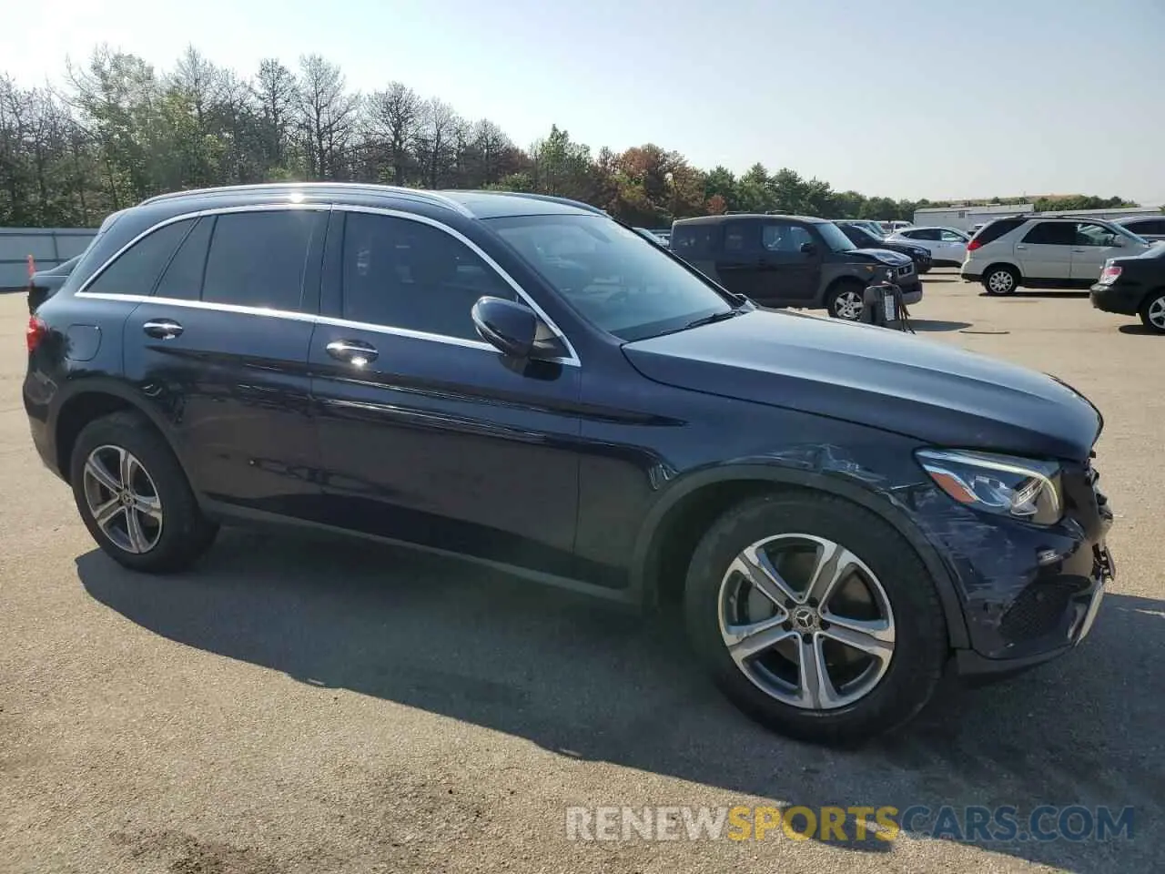4 Photograph of a damaged car WDC0G4KBXKF656234 MERCEDES-BENZ GLC-CLASS 2019