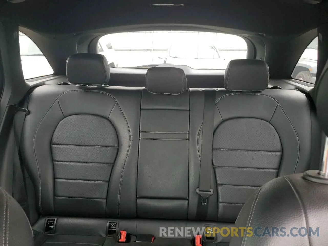 10 Photograph of a damaged car WDC0G4KBXKV147685 MERCEDES-BENZ GLC-CLASS 2019
